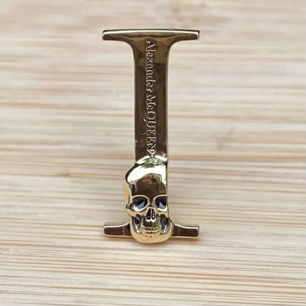 Alexander McQueen alexander mcqueen